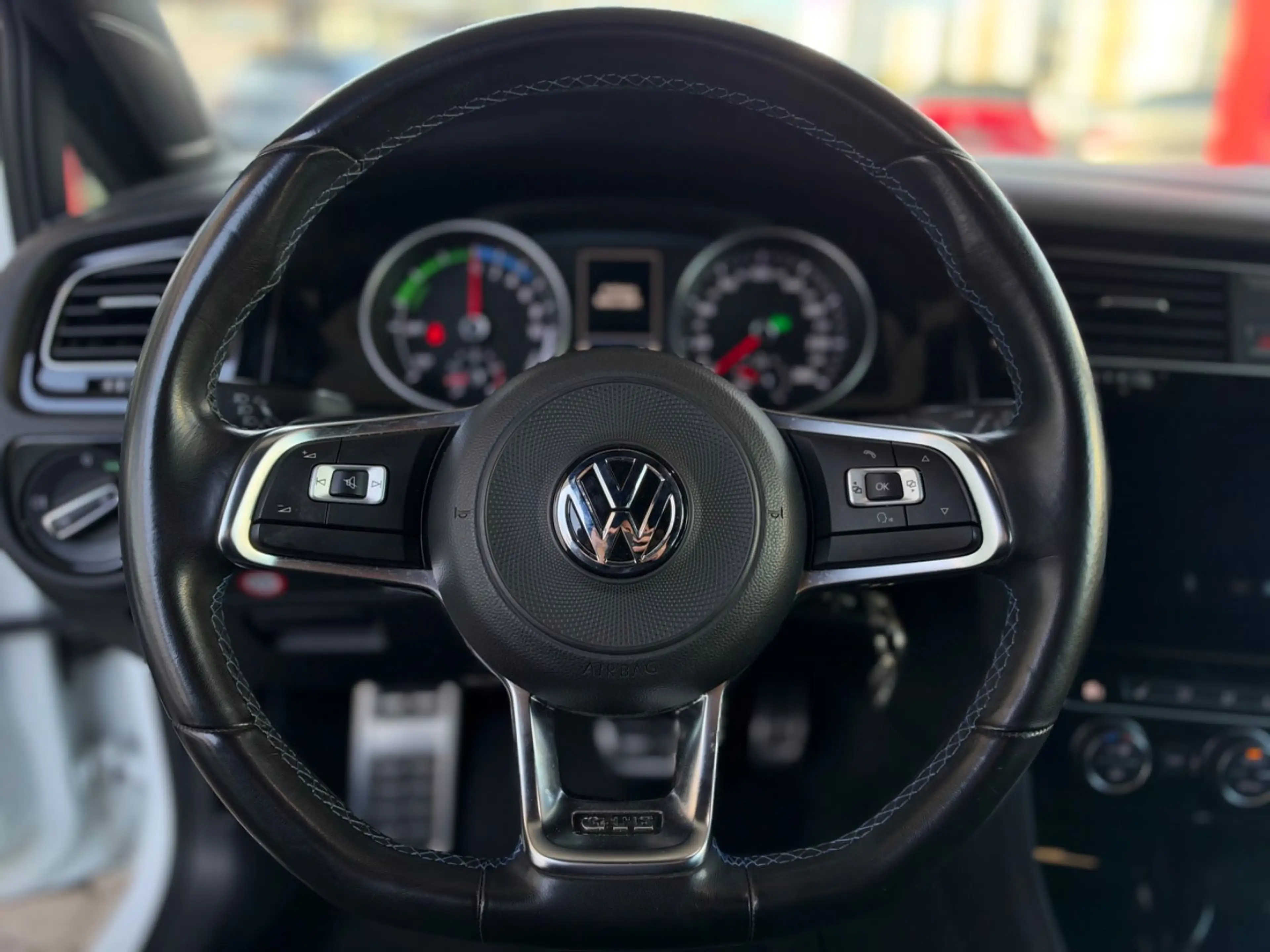 Volkswagen Golf VII Lim. GTE LED/NAVI/SHZ/KAMERA/AAC/BT — photo 12