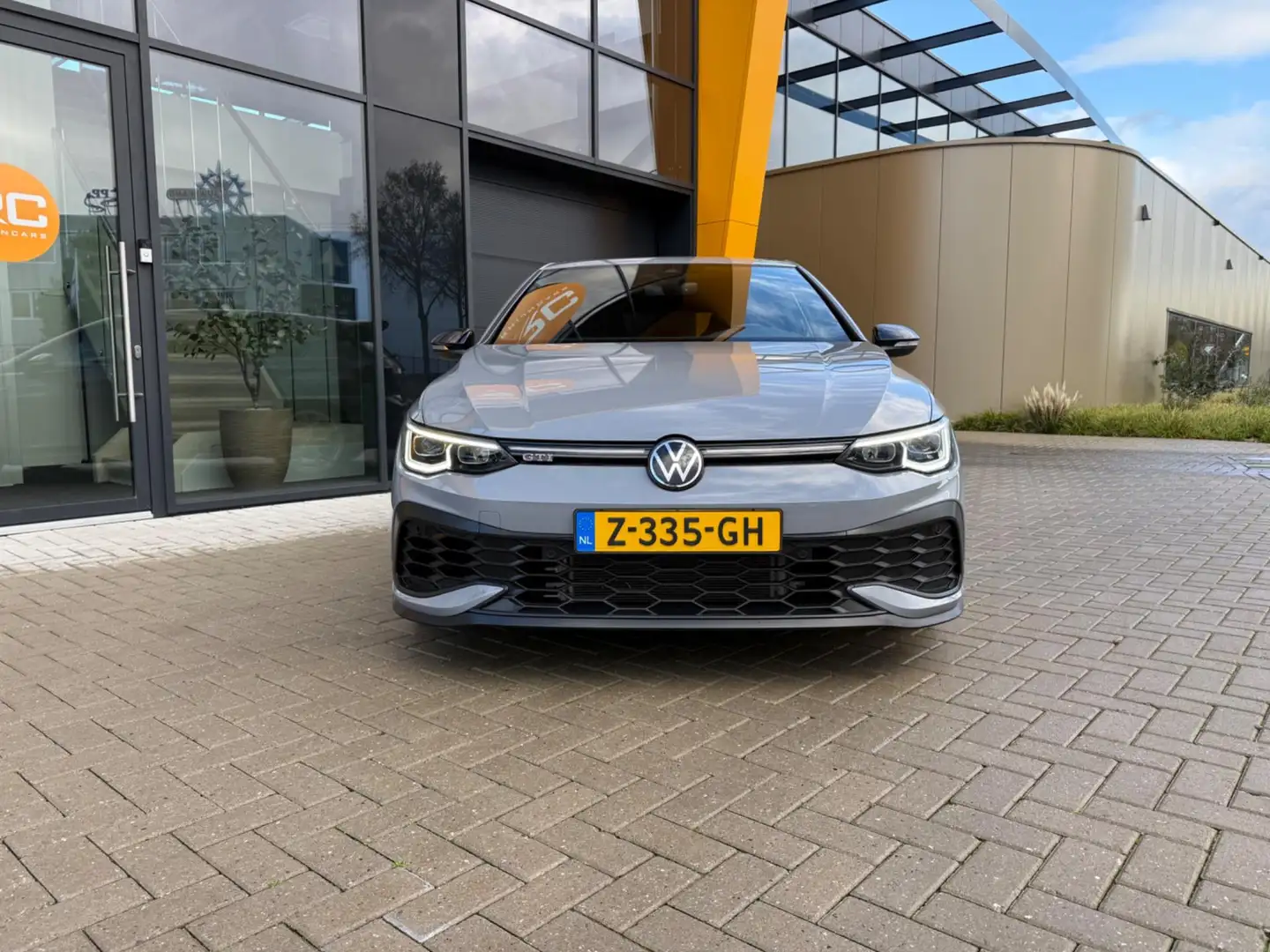 Volkswagen Golf GTI 2.0 TSI Grijs - 2