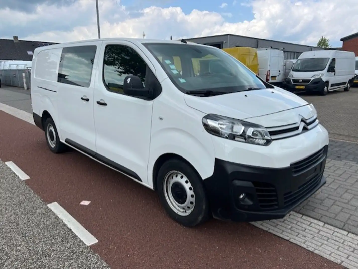 Citroen Jumpy 2.0 BlueHDI 90kw DC 6P LANG AIRCO KLIMA EURO6 Wit - 1