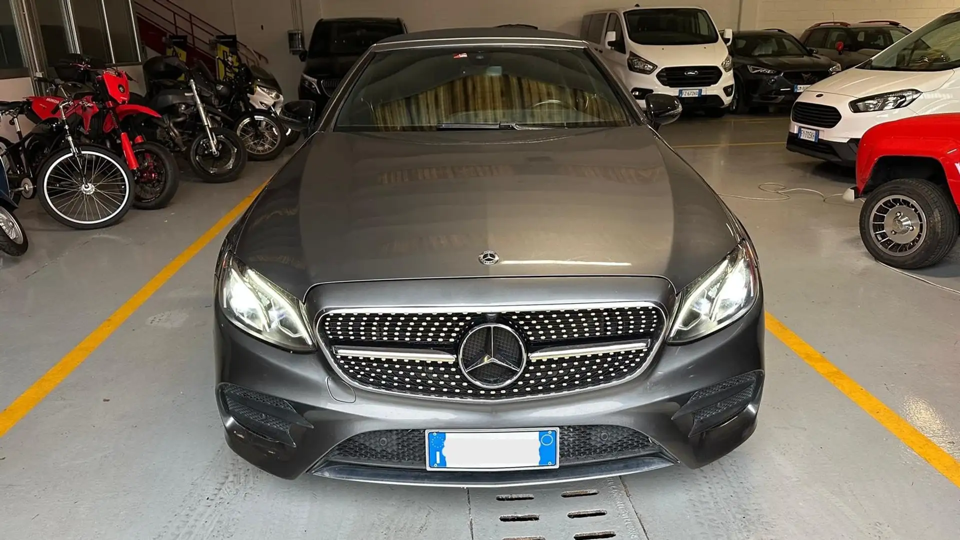 Mercedes-Benz E 400 E Cabrio 400 Premium Plus 4matic auto Grau - 2