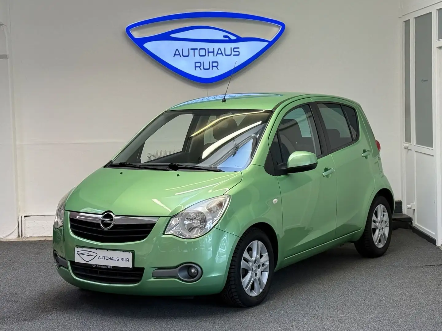 Opel Agila B Edition/AUTOMATIK/KLIMA/SITZHEIZUNG Grün - 1