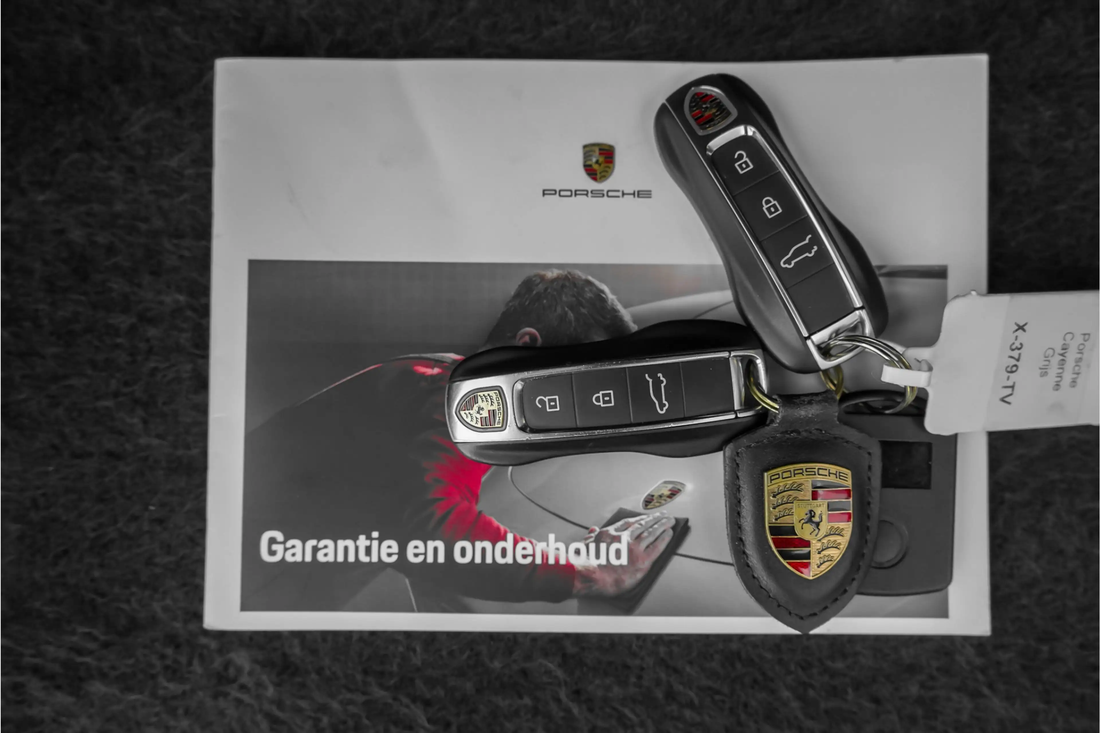 Porsche Cayenne Coupé 3.0 E-Hybrid Sport Design Pano ACC Stoelvent — photo 8