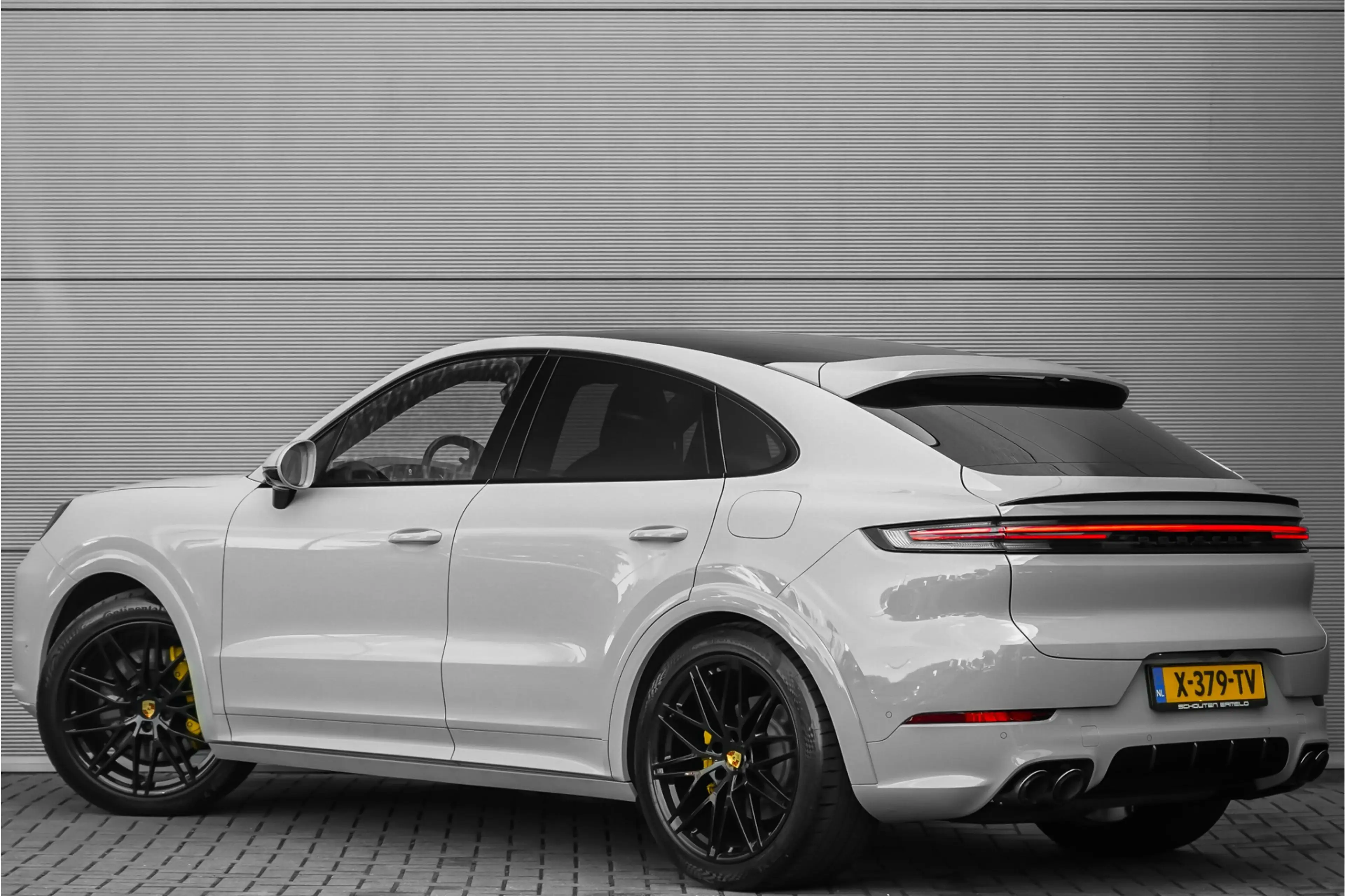 Porsche Cayenne Coupé 3.0 E-Hybrid Sport Design Pano ACC Stoelvent — photo 13