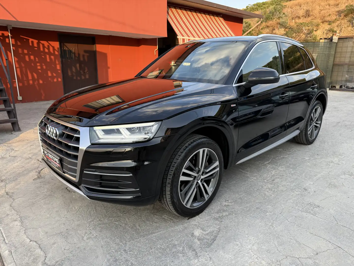 Audi Q5 40 2.0 tdi S-LINE  quattro 190cv s-tronic - 2