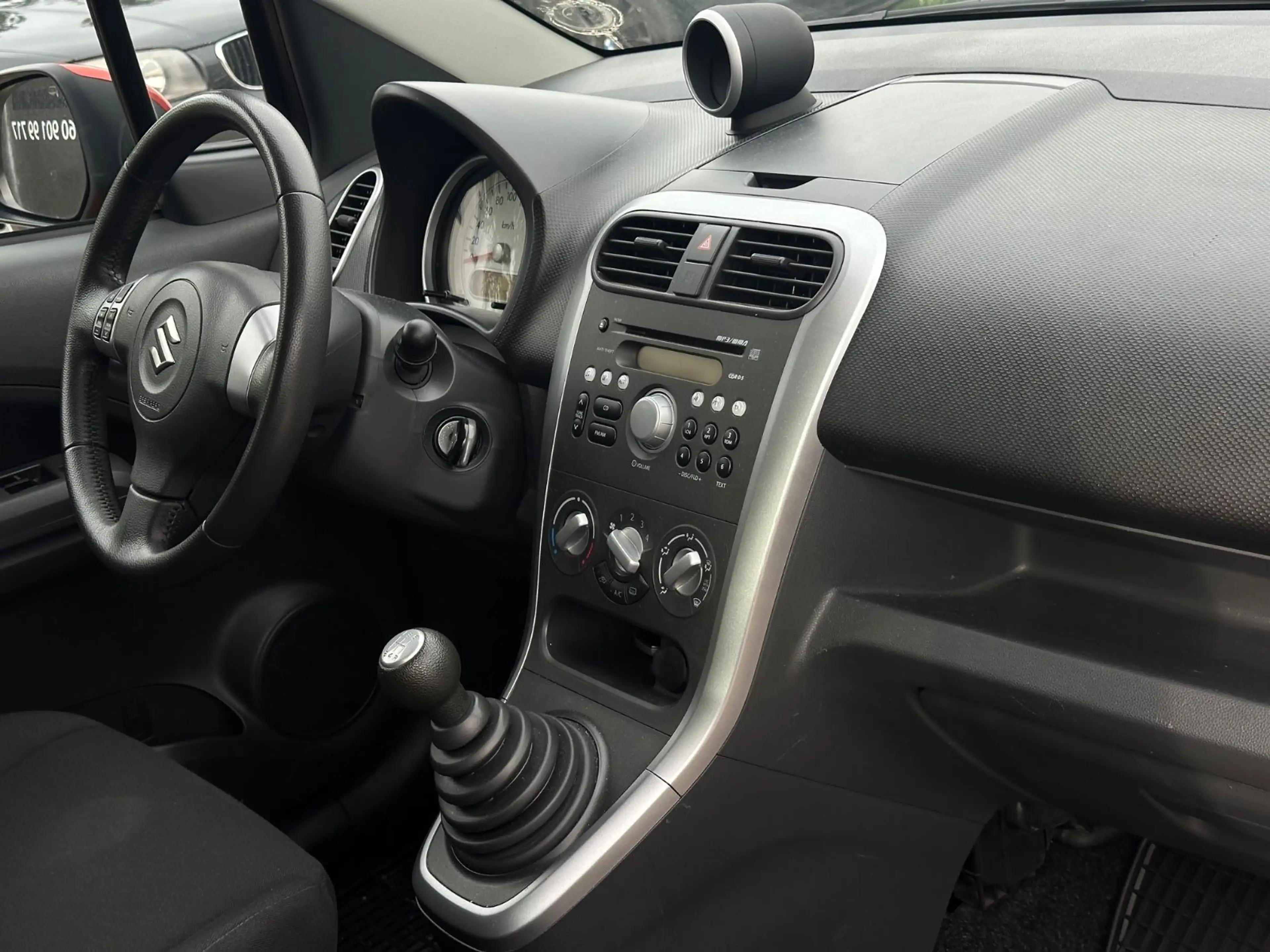 Suzuki Splash Club *SHZ*elektr. FH*4-Türer*wenig km* — photo 10