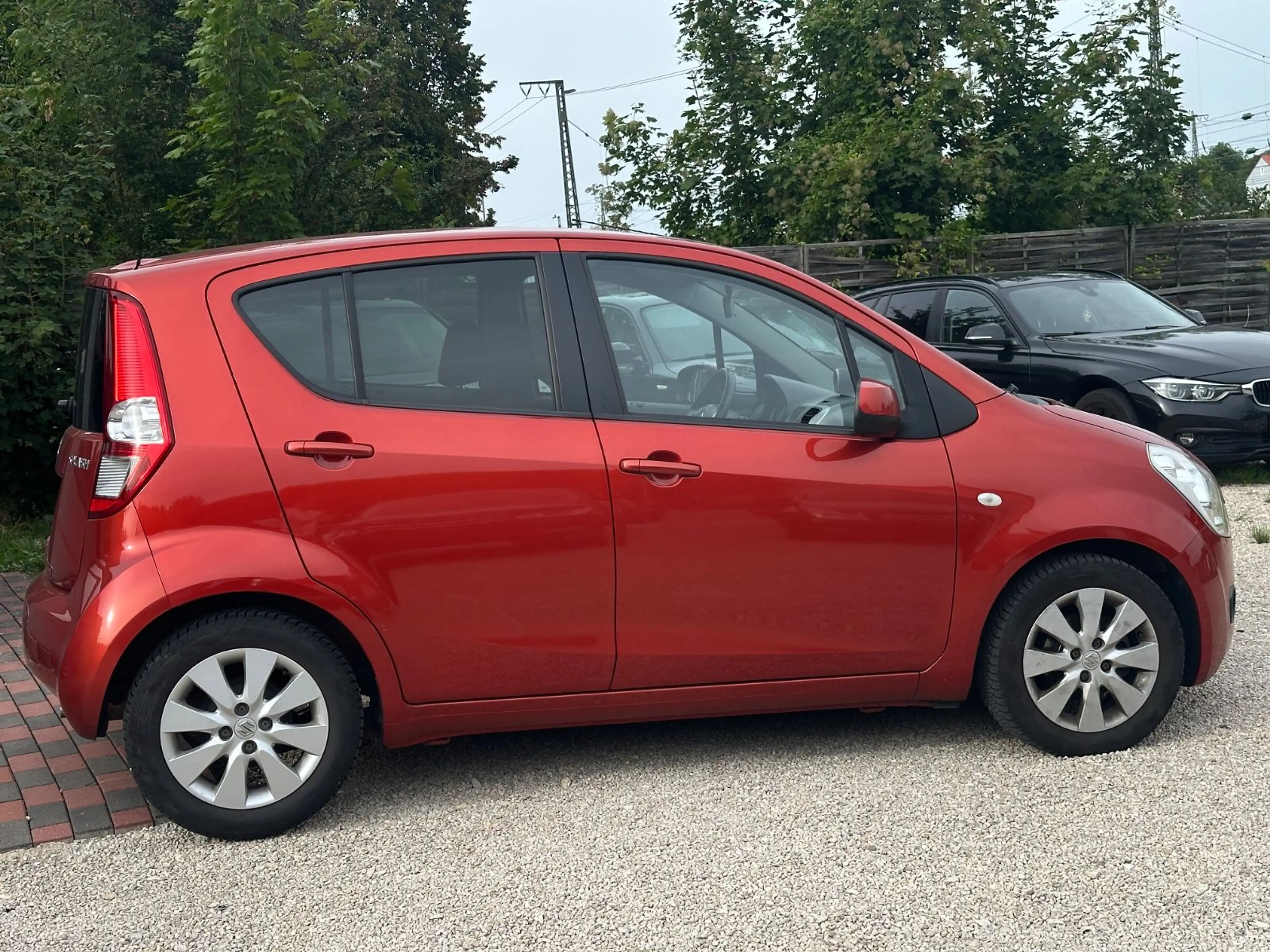 Suzuki Splash Club *SHZ*elektr. FH*4-Türer*wenig km* — photo 7