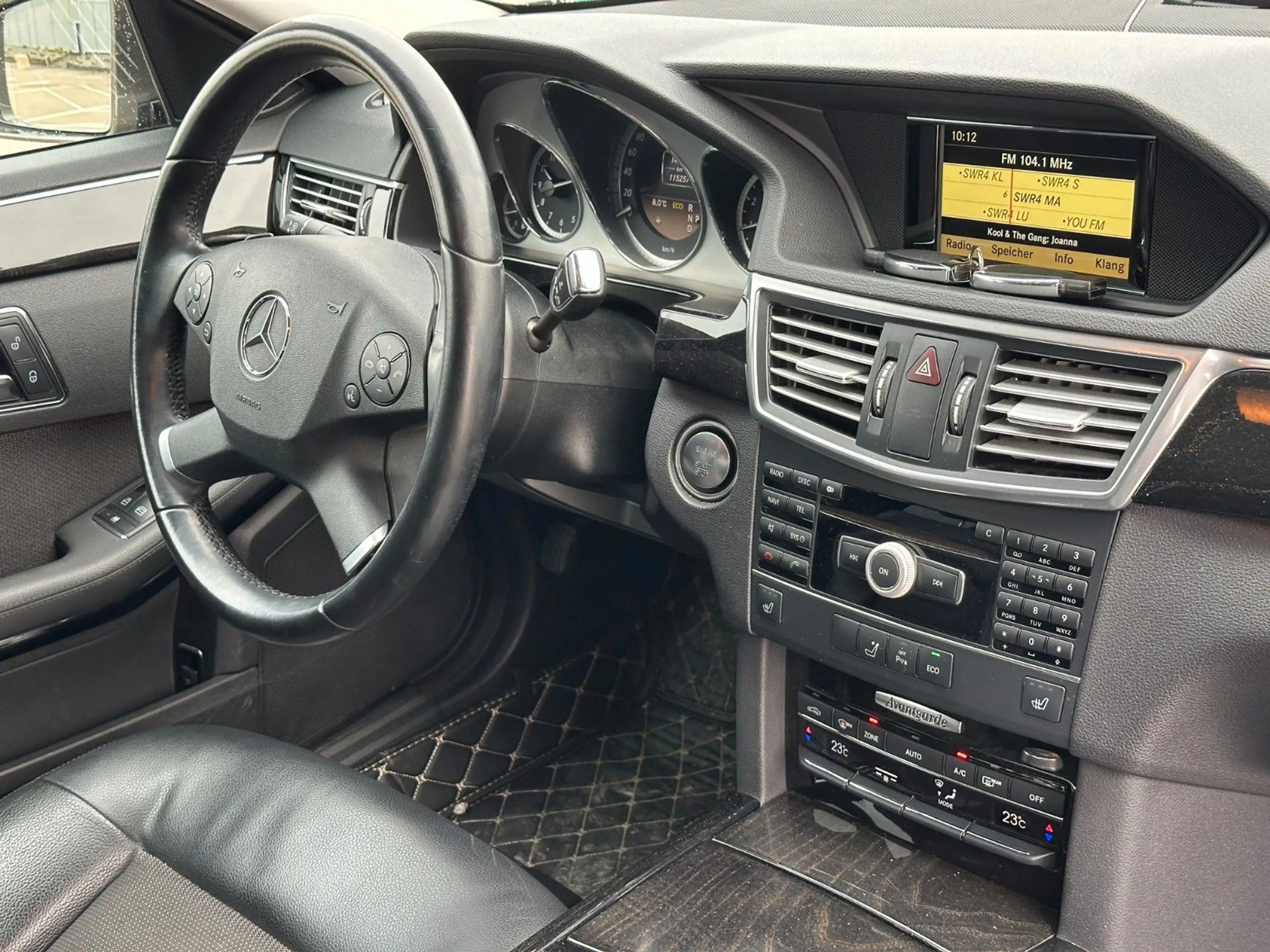 Mercedes-Benz E 250 E Limousine E 250 CGI STEUERKETTE GEWECHSE — photo 14