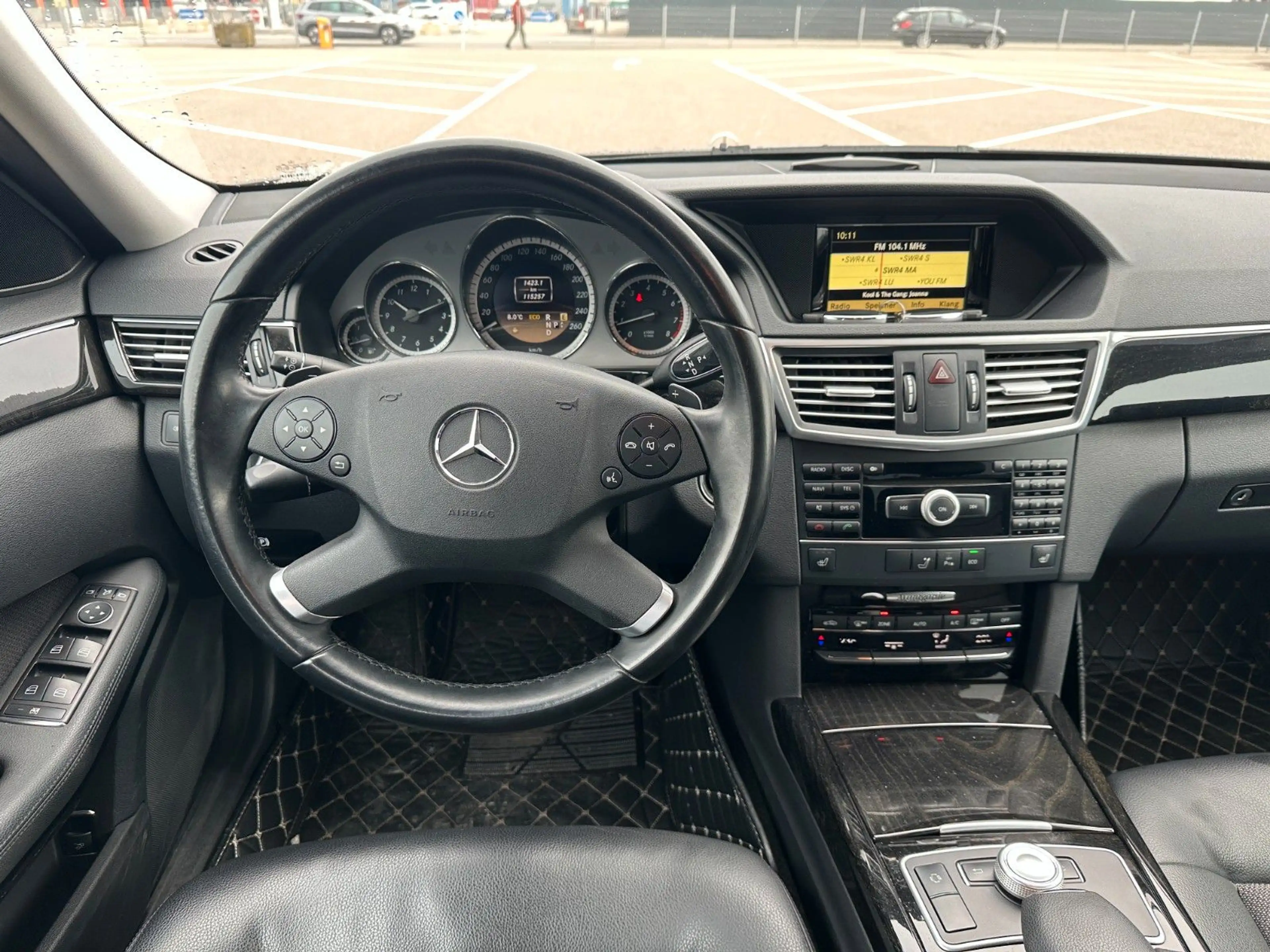 Mercedes-Benz E 250 E Limousine E 250 CGI STEUERKETTE GEWECHSE — photo 12