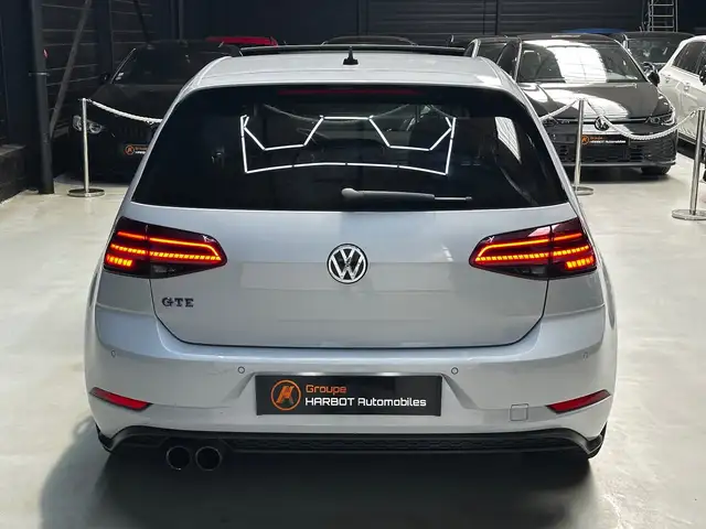Volkswagen Golf view 5