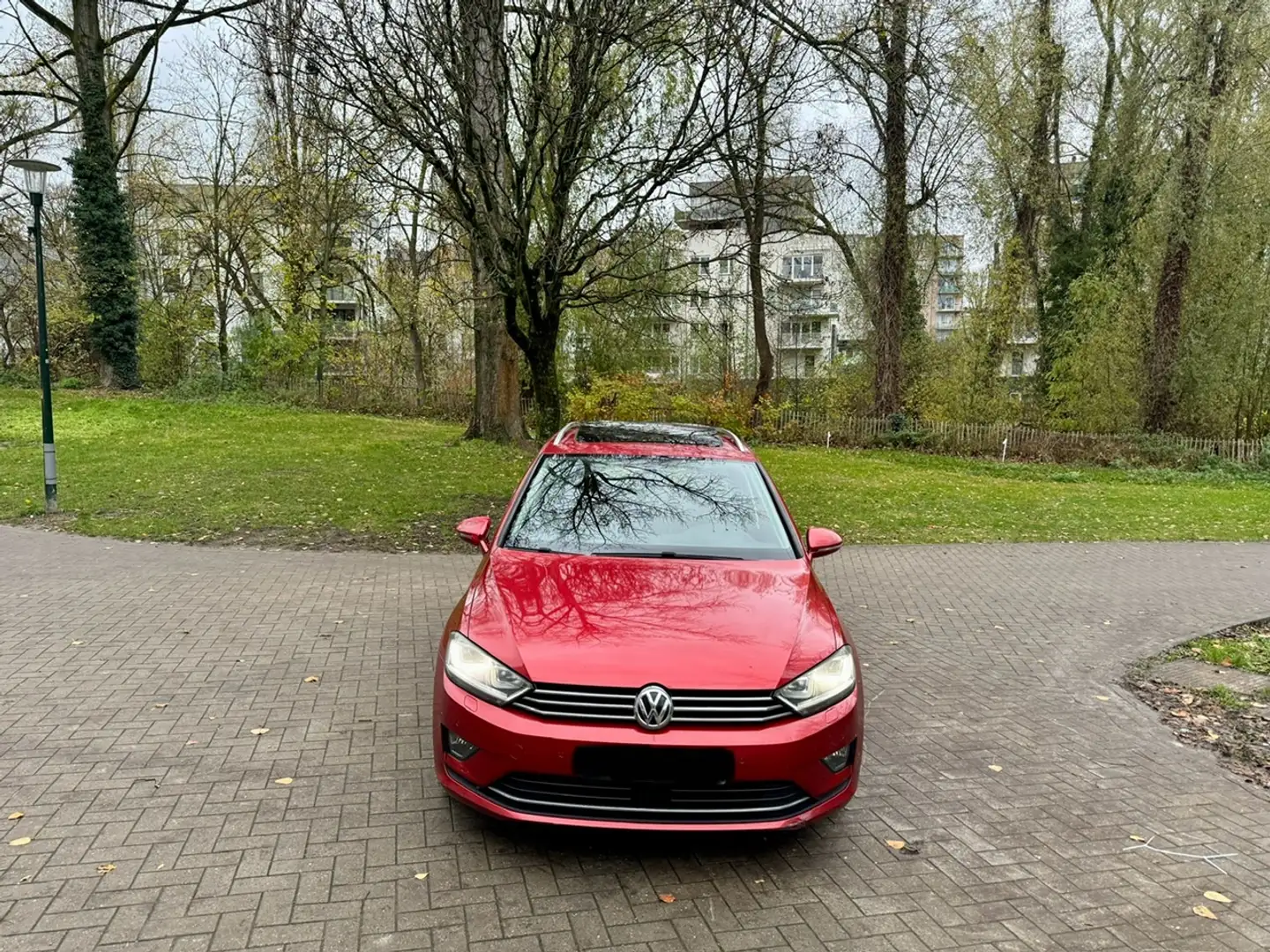 Volkswagen Golf Sportsvan Golf Sportsvan 2.0 CR TDi Highline Rouge - 2