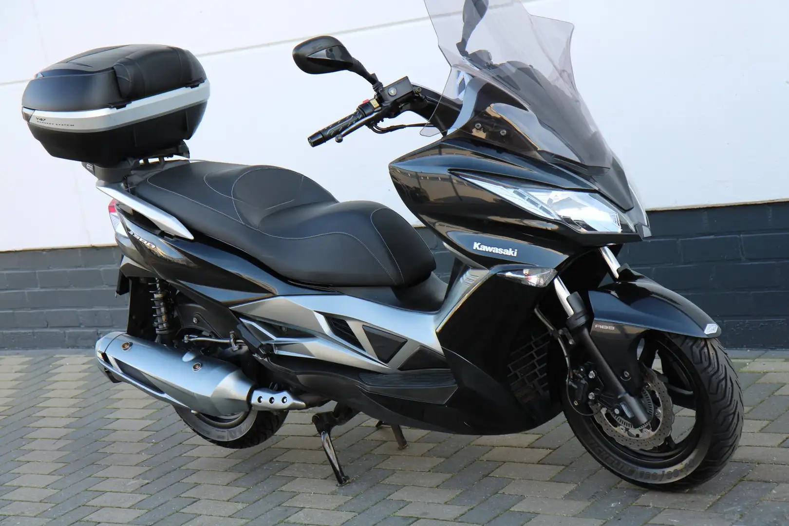 Kawasaki J300 Scooter ABS uit 2017 met 25.791 KM NL Motor ! Negro - 2