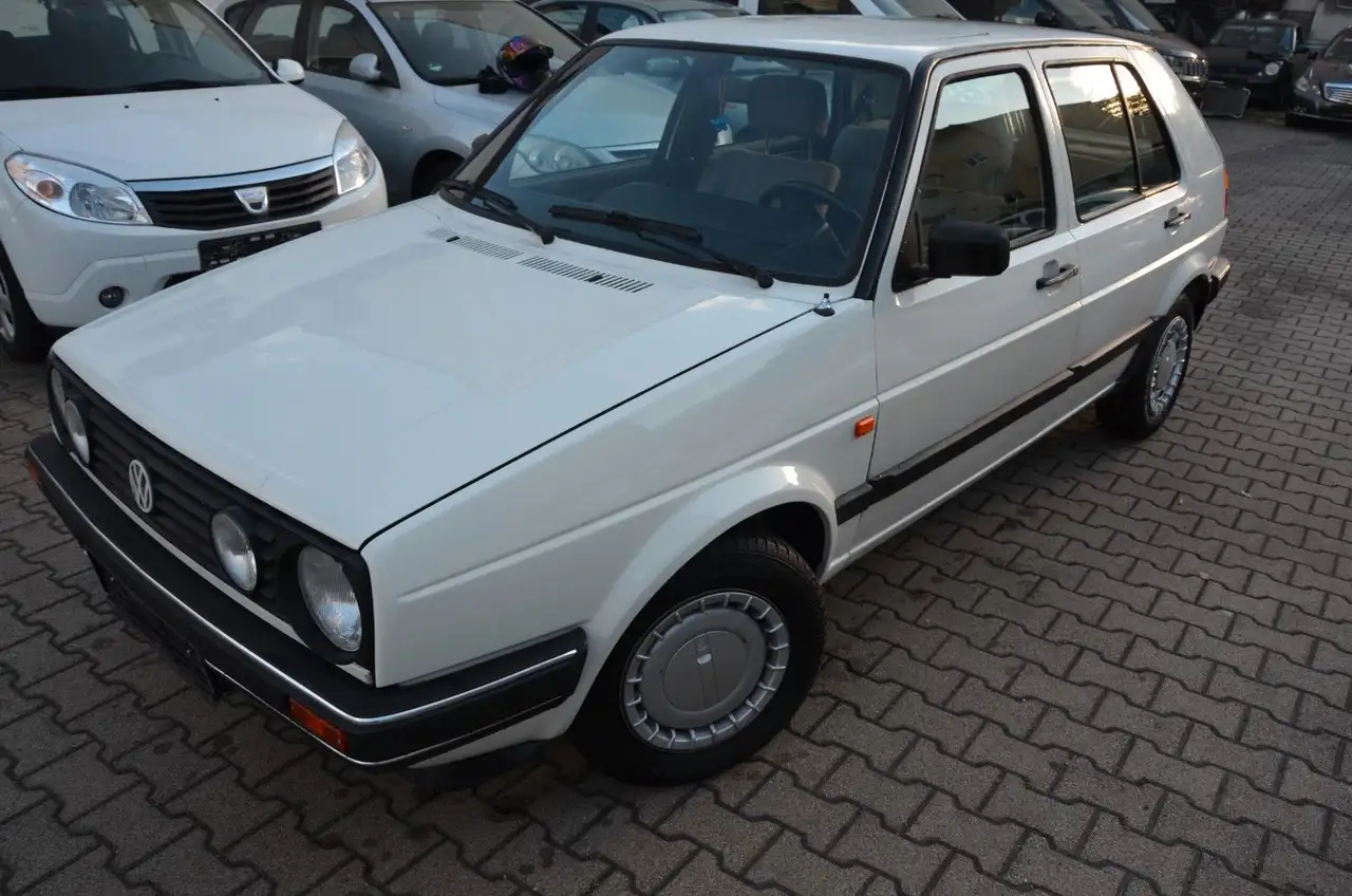 Volkswagen Golf 2 VIELE NEUTEILE Teil Restauriert H Kennzei, foto 3