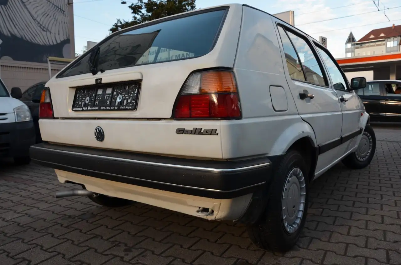 Volkswagen Golf 2 VIELE NEUTEILE Teil Restauriert H Kennzei, foto 2