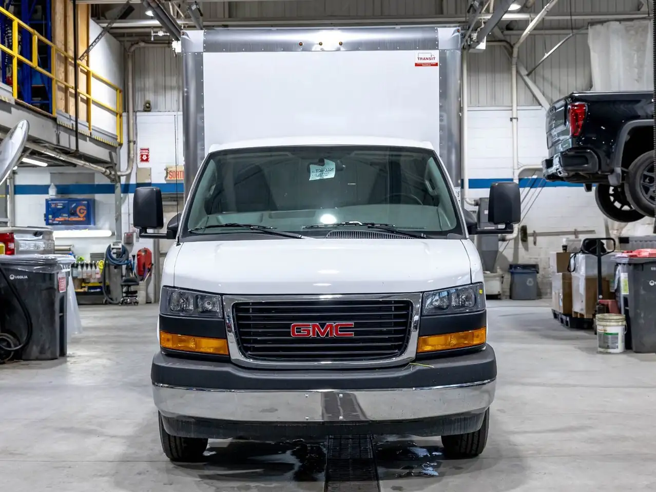 GMC Savana 3500 fotografie GMC Savana 3500