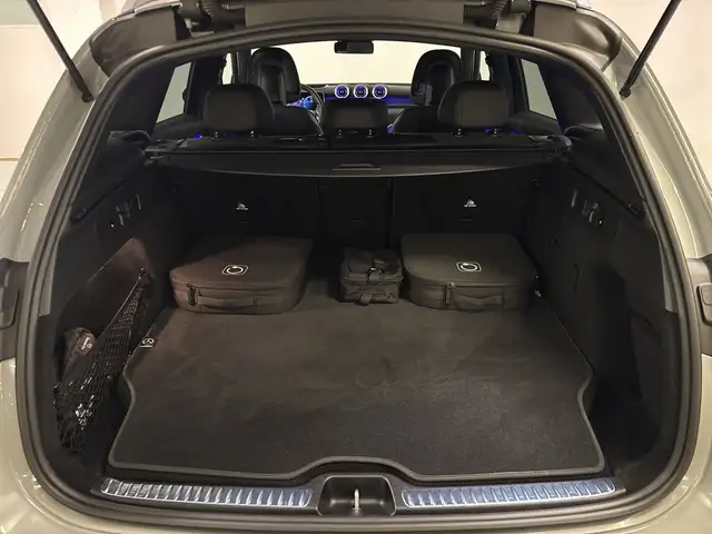 Mercedes-Benz GLC 300 e 4MATIC mit EQ Hybrid Technologie PTS Ansicht 16