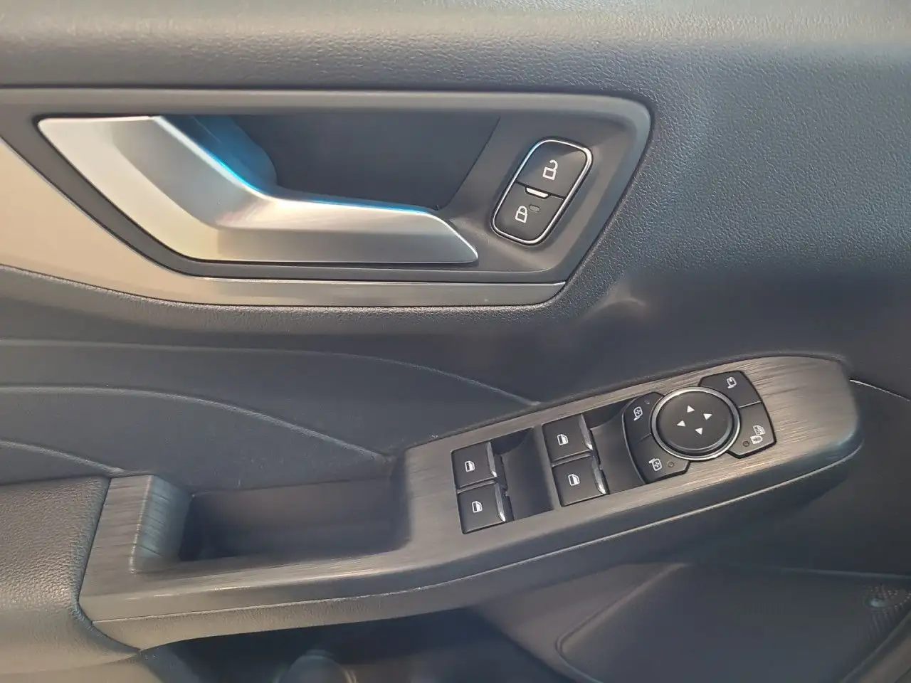 Ford Kuga Plug-In Hybrid Titanium X Bluetooth Navi LED, миниатюра 9