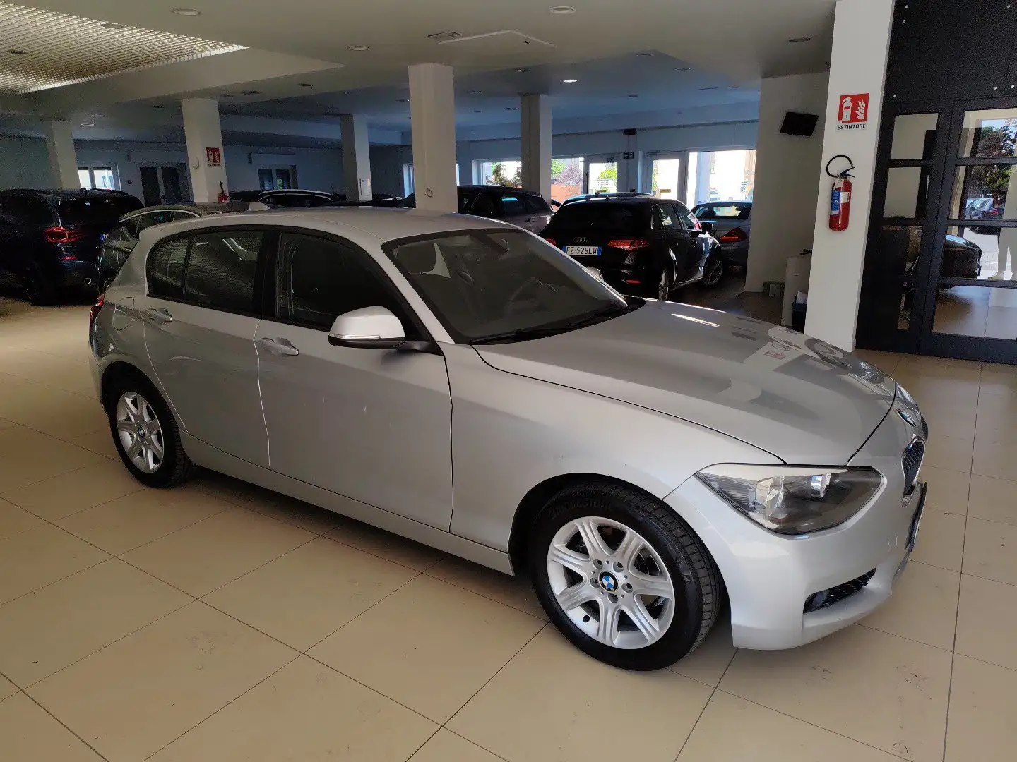 BMW 114 d 5porte 95cv Fendi Clima Bi-Zona Tagliandi Bmw Argento - 2
