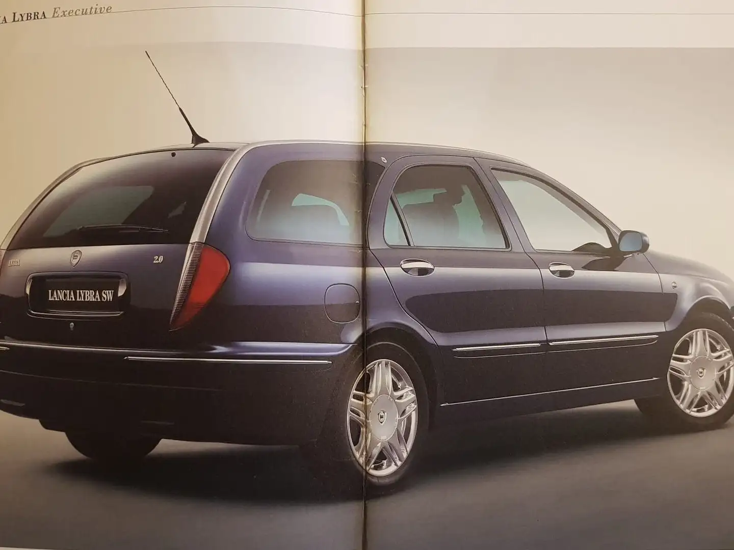 Lancia Lybra Lybra Station Wagon SW 2.0 Executive Negro - 1