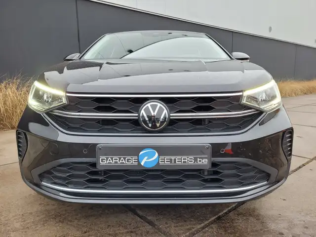 Volkswagen Taigo view 5