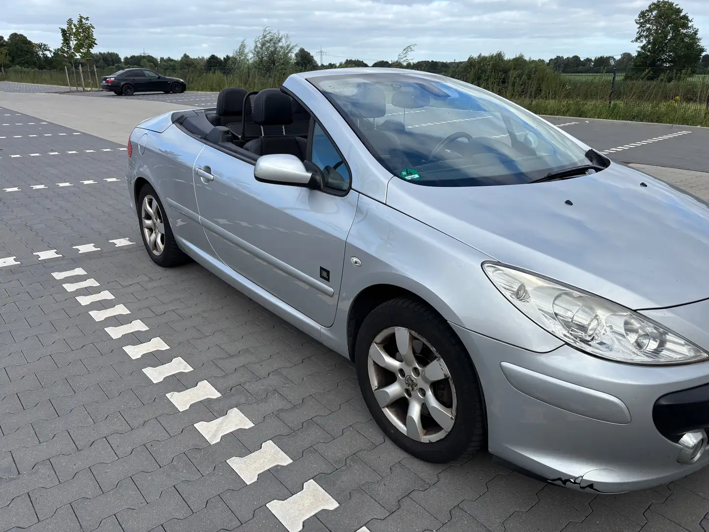 Peugeot 307 307 CC Diesel CC HDi FAP 135 JBL Silber - 2