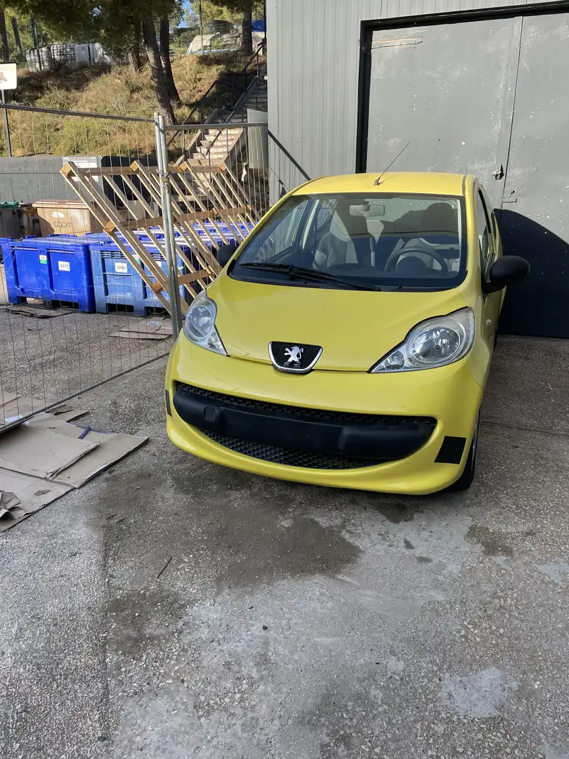 Peugeot 107 107 1.0e 12V 68ch BLUE LION Trendy Jaune - 2