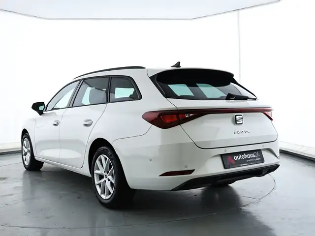 Seat Leon view 4