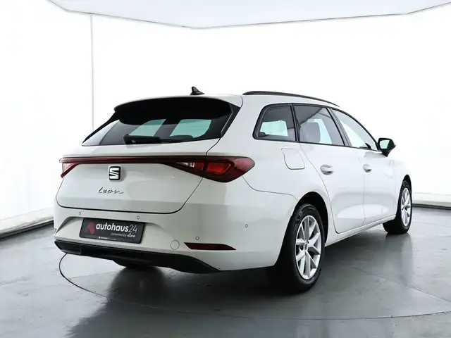 Seat Leon view 5