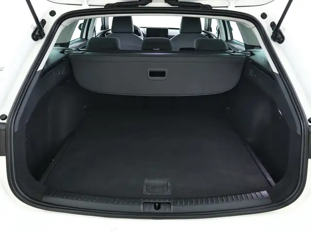 Seat Leon view 6