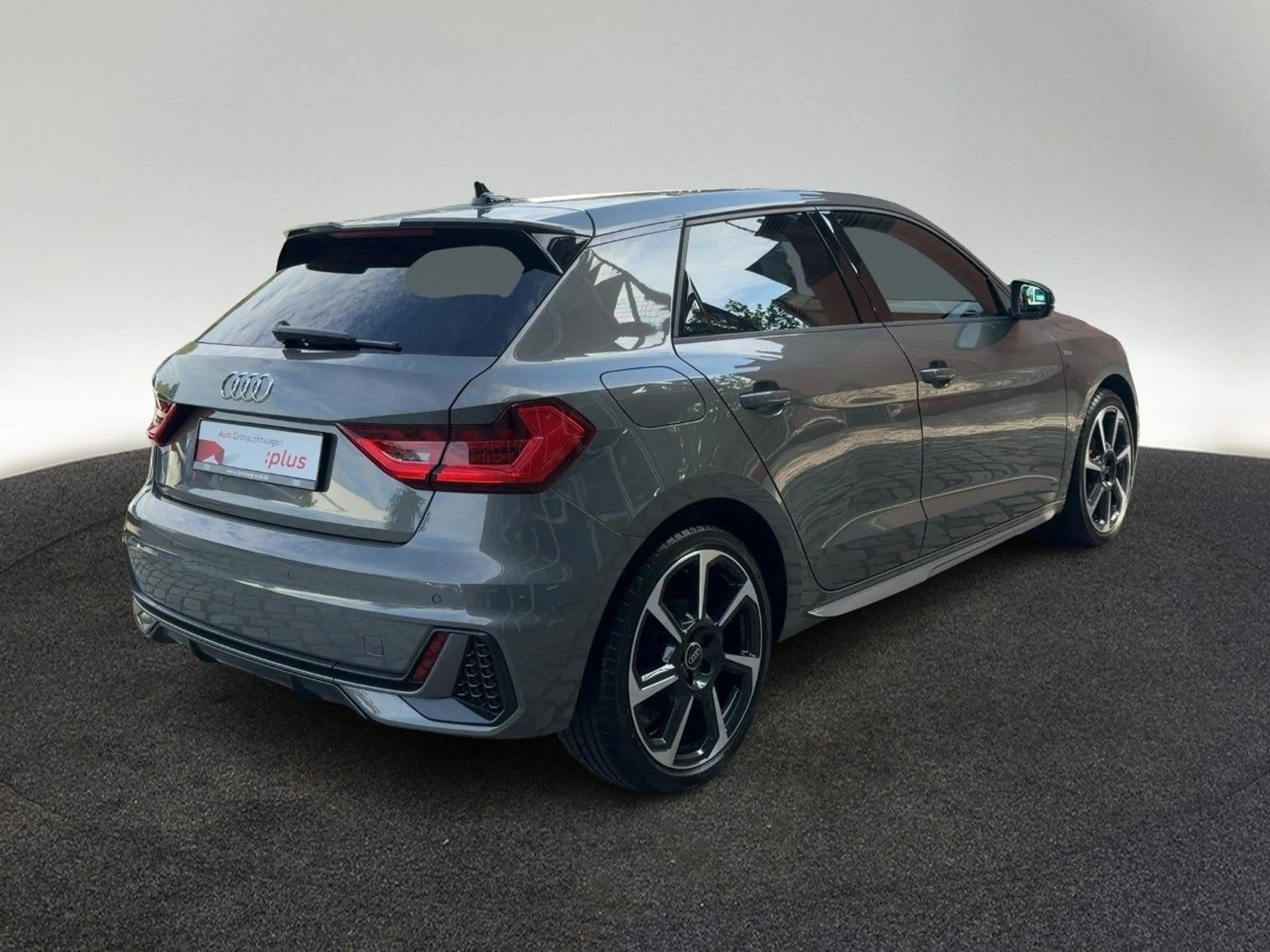 Audi A1 25 TFSI S line S tronic LED LM18 Si — photo 5