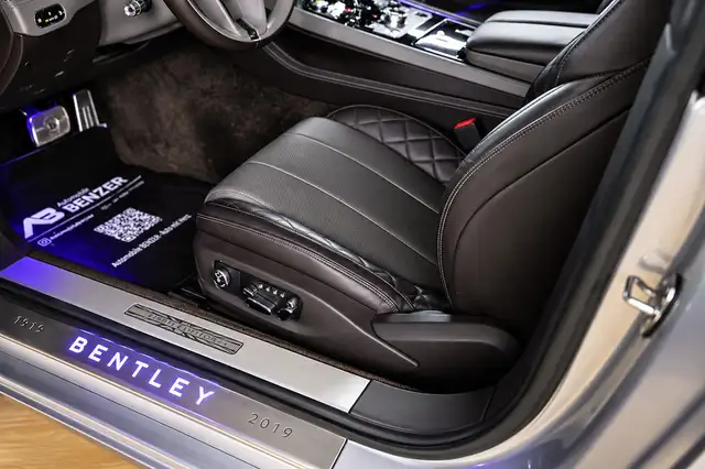 Bentley Continental GT view 14