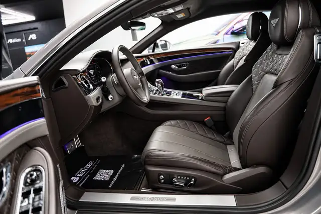 Bentley Continental GT view 15