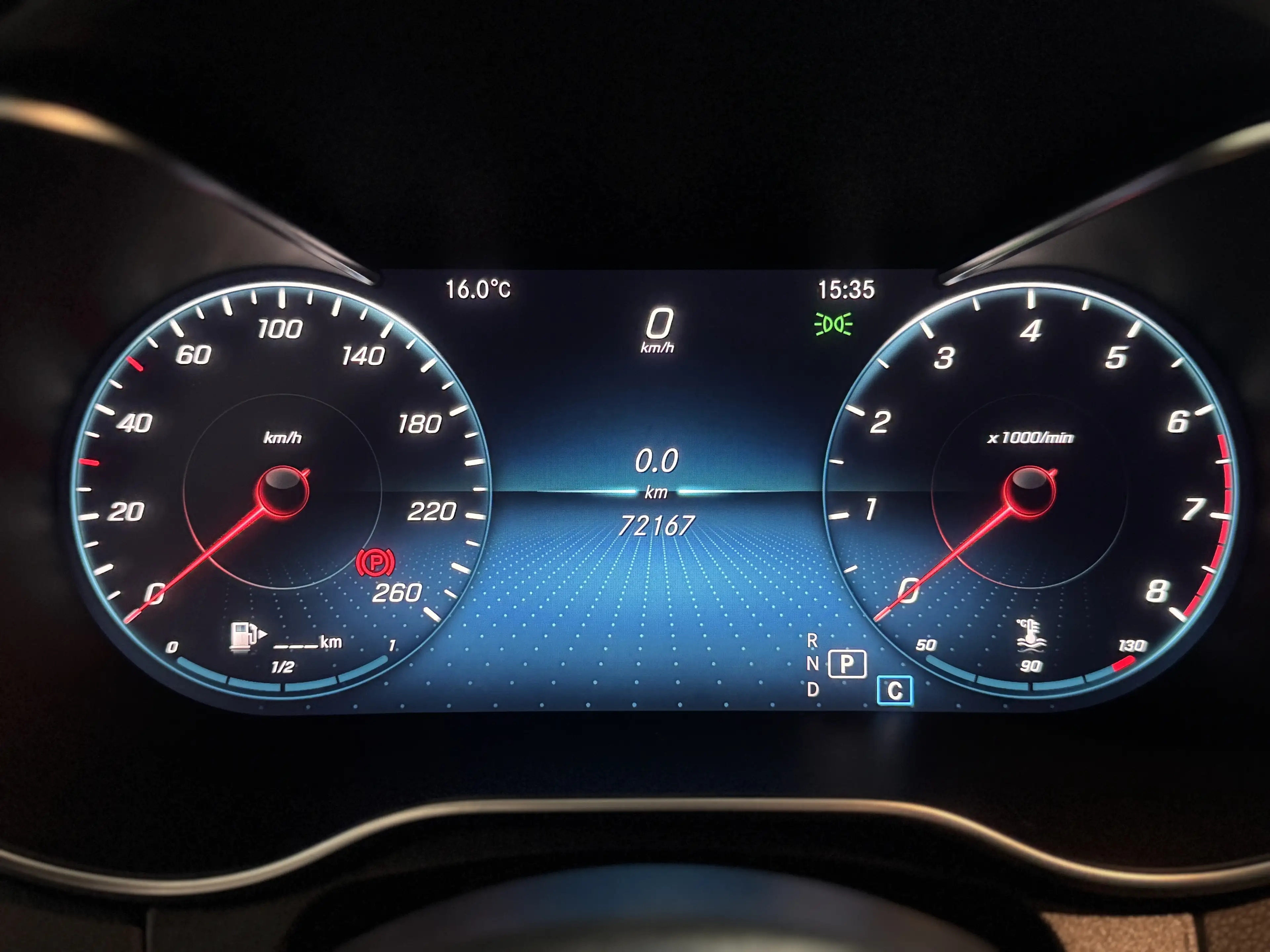 Mercedes-Benz C 400 4M Coupe AMG *DistronicPlus*360°Cam*Panorama — photo 11