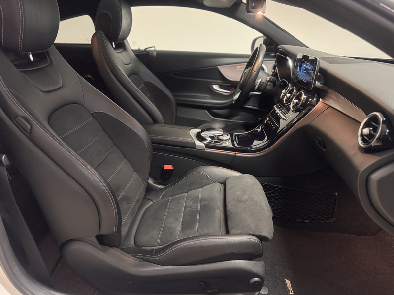 Mercedes-Benz C 400 4M Coupe AMG *DistronicPlus*360°Cam*Panorama — photo 14