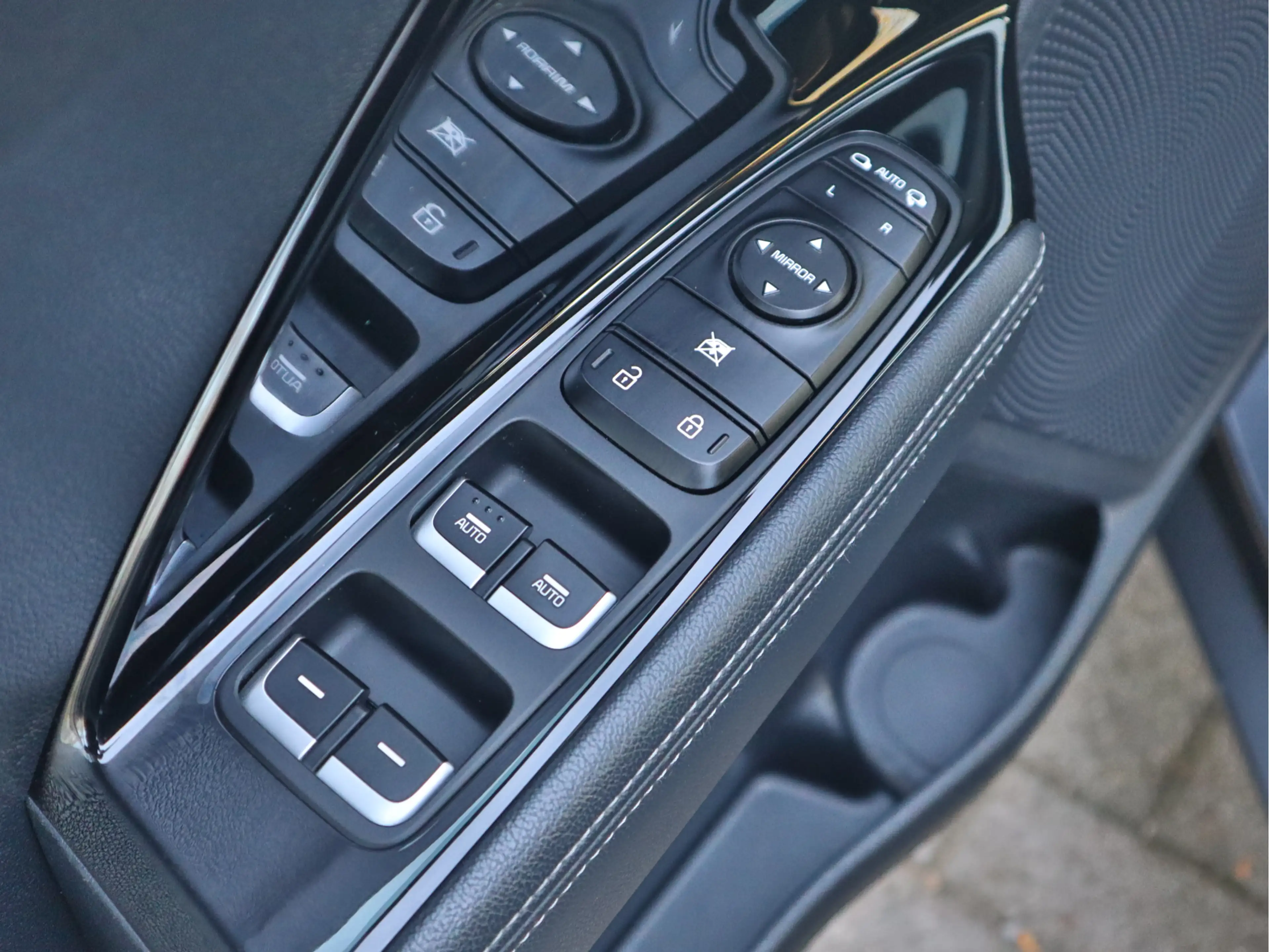 Kia Niro 1.6 GDi Hybrid DynamicLine | ECC-Airco | Cr. Contr — photo 25