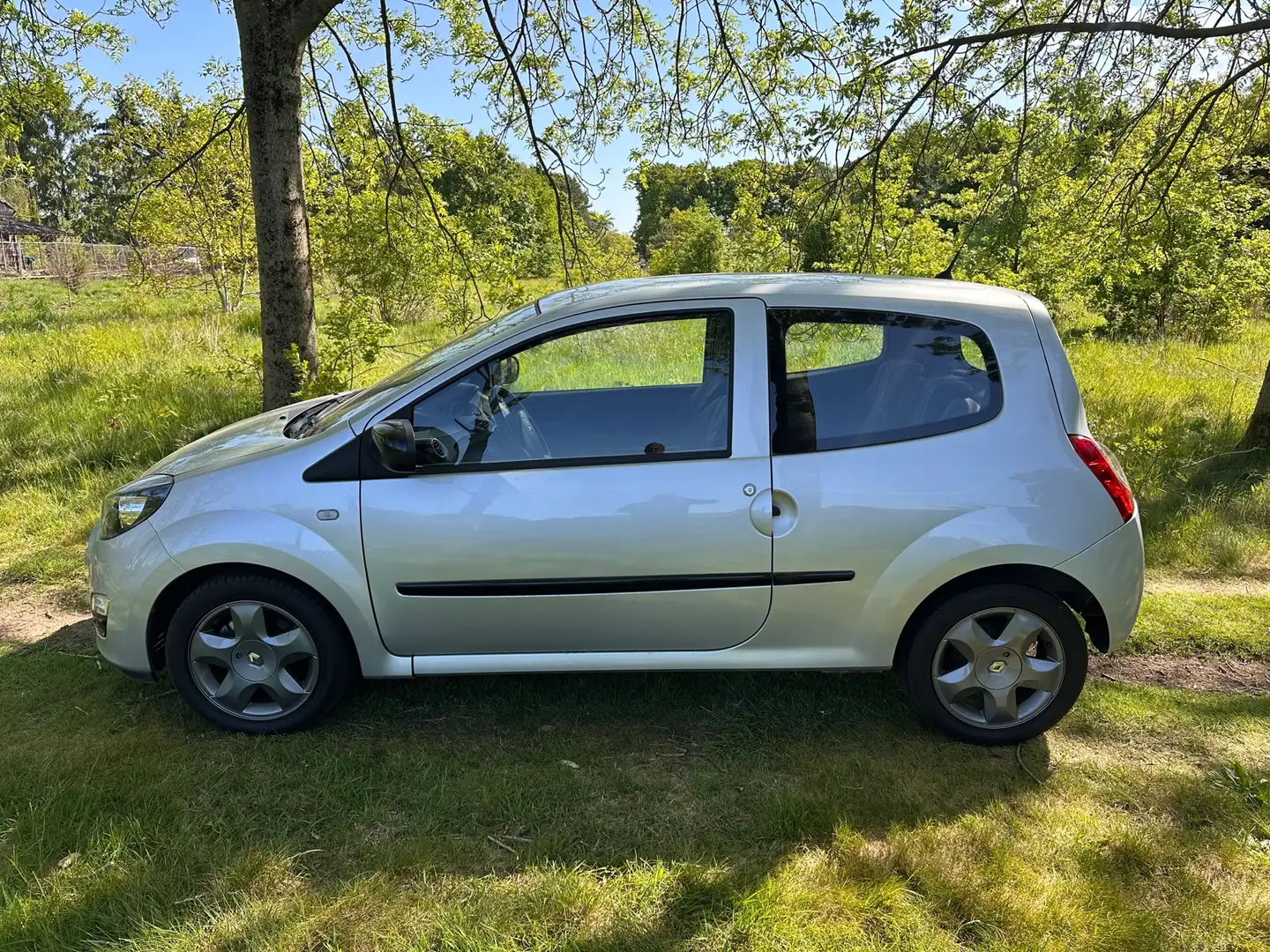 Renault Twingo 1.2 16V Dynamique apk t/m 23-11-2026 Grigio - 2