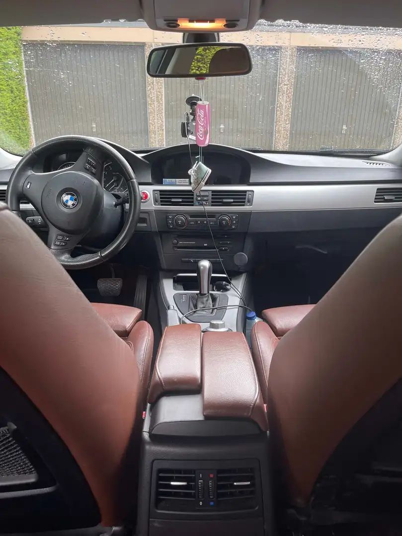 BMW 330 330 330i Dynamic Exec. Šedá - 2