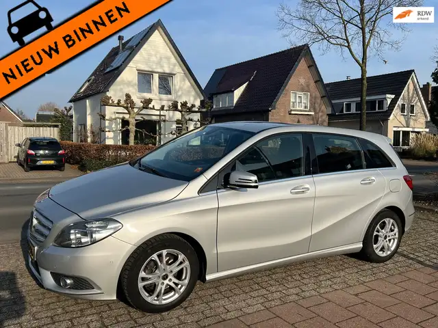 Mercedes-Benz B 180 CDI Ambition Navigatie PDC APK T/M 11-2026!!