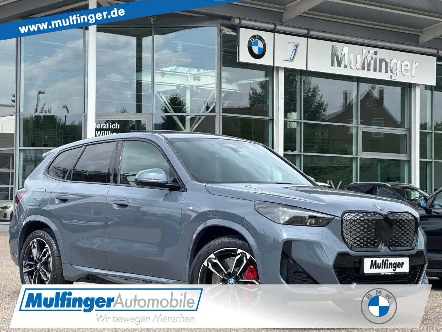 BMW iX1 x30e M Sport Pro HUD ACC SuView PanoDach AHK Gris - 1