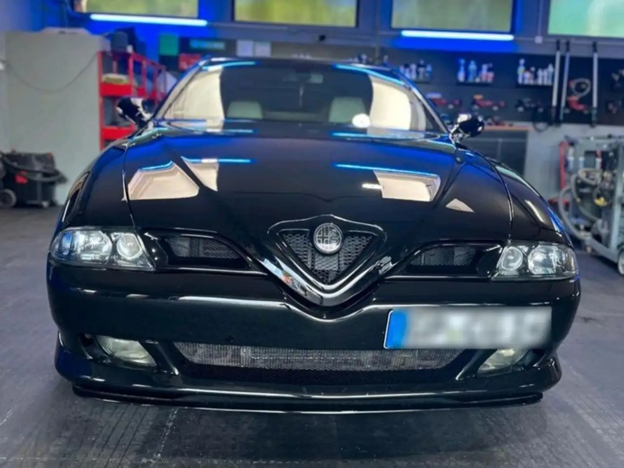 Alfa Romeo 166