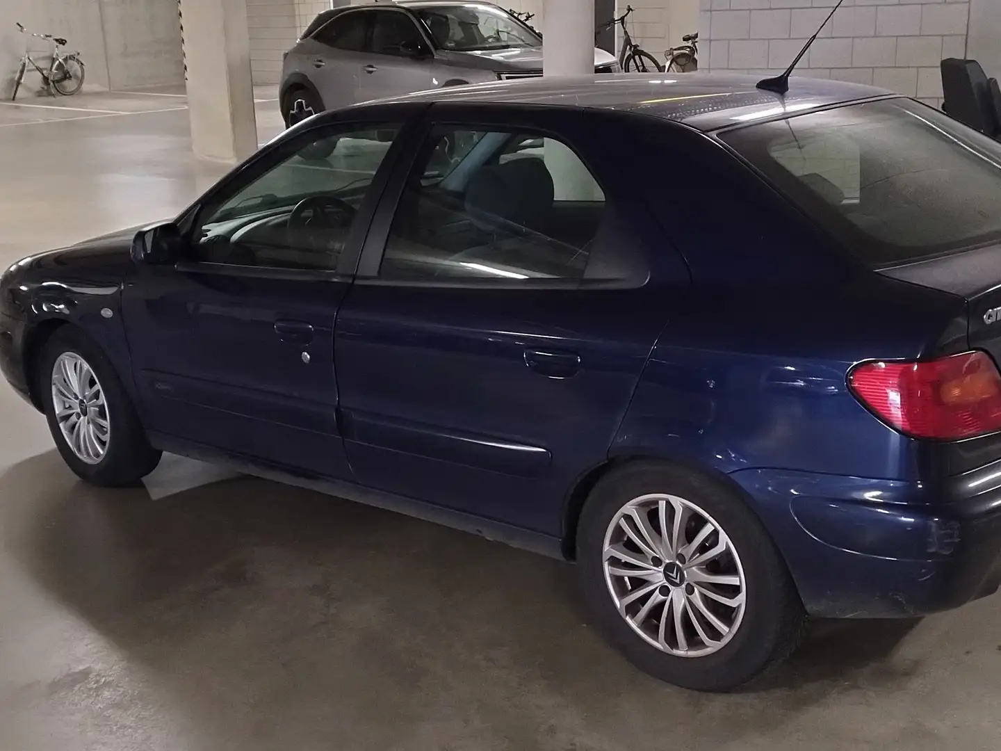 Citroen Xsara Xsara 1.8i Ligne Prestige Blauw - 2