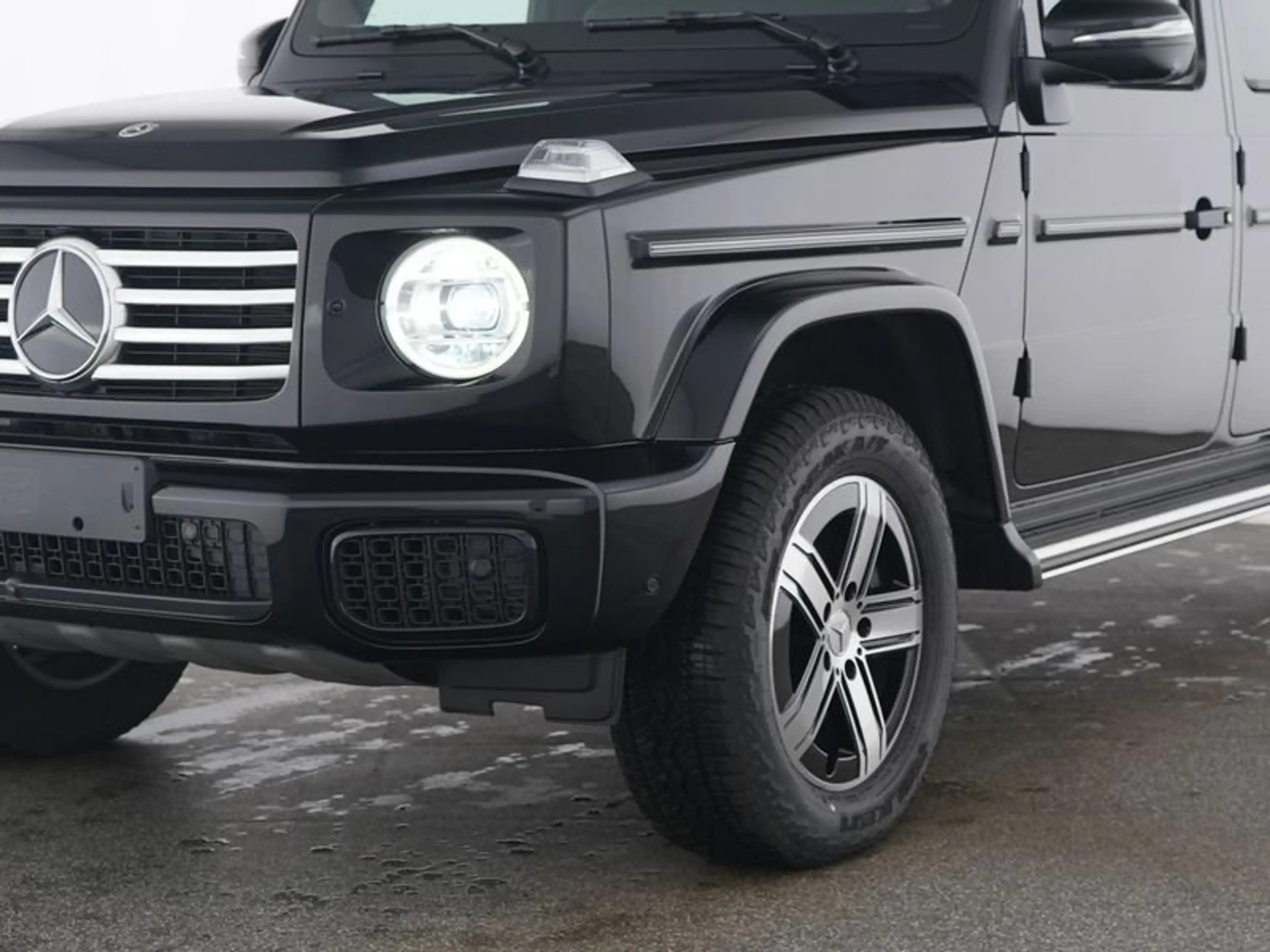 Mercedes-Benz G 450 d+EXCLUSIVE+SCHIEBEDACH+STANDH.+AHK+360° — photo 3