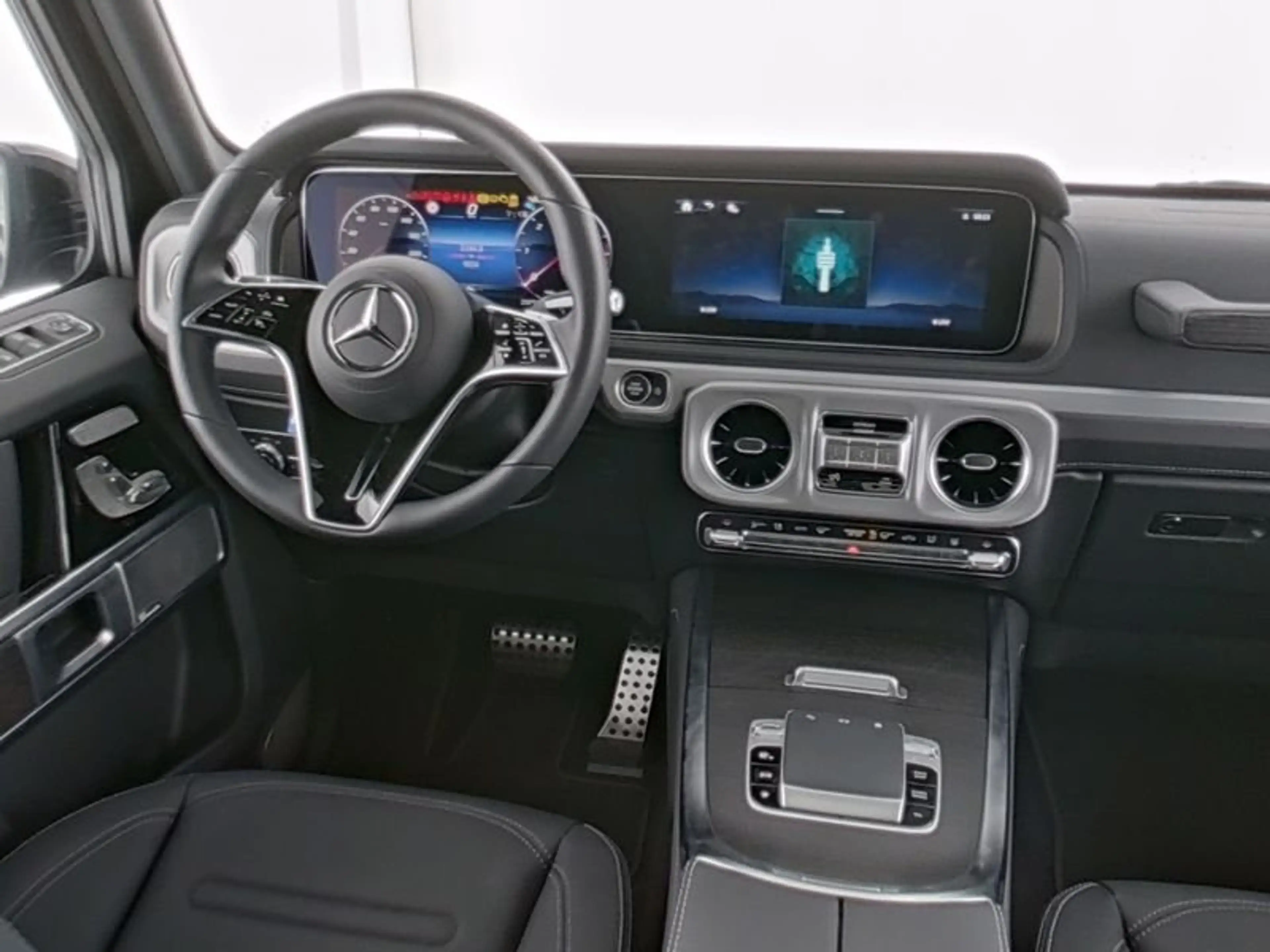 Mercedes-Benz G 450 d+EXCLUSIVE+SCHIEBEDACH+STANDH.+AHK+360° — photo 6