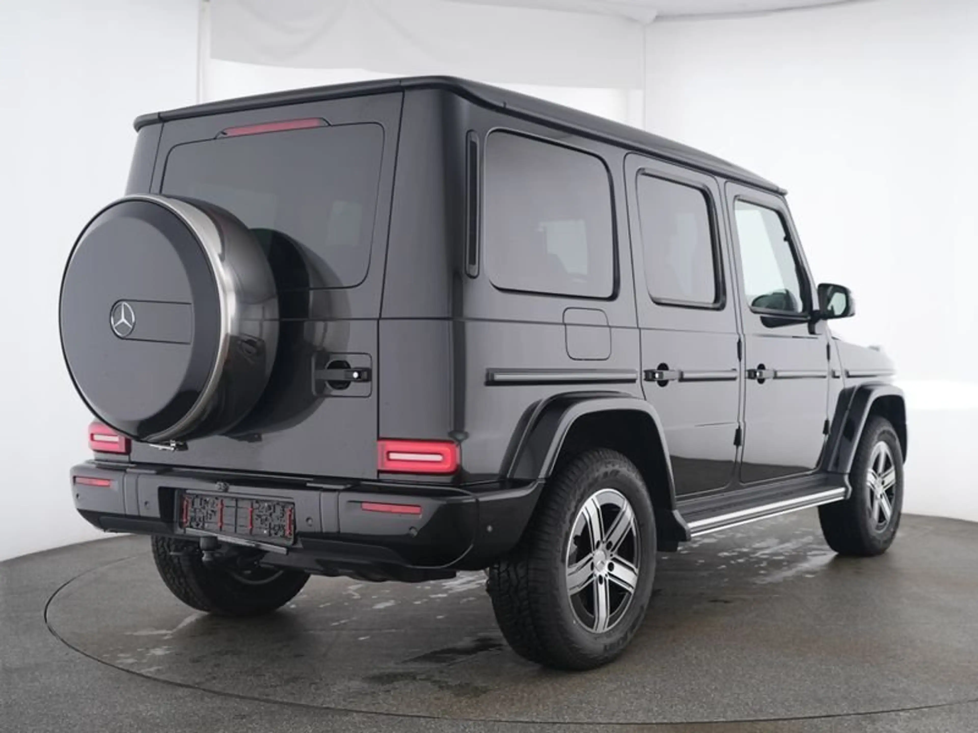 Mercedes-Benz G 450 d+EXCLUSIVE+SCHIEBEDACH+STANDH.+AHK+360° — photo 2