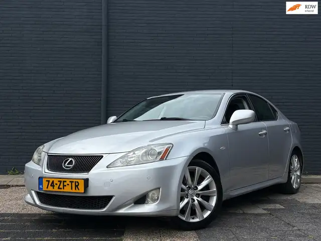 Lexus IS 250 Business Luxury | Leder | Stoelverwarming | Camera