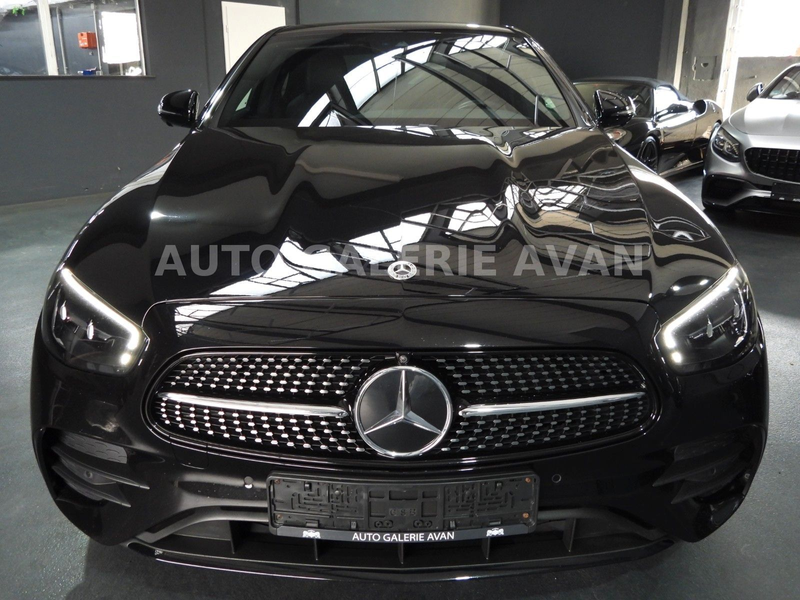 Mercedes-Benz E 300 de BURMESTER/LED/MEMORY/WIDESCREEN/AMG-LINE — photo 6