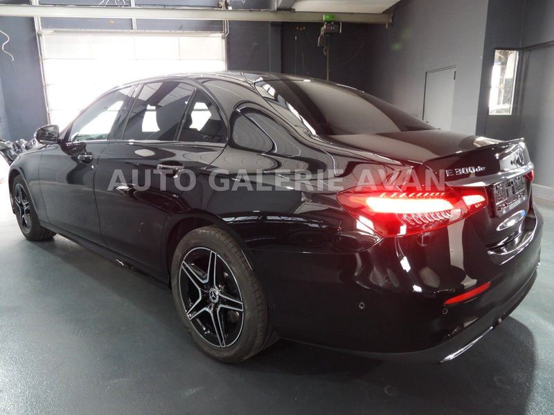 Mercedes-Benz E 300 de BURMESTER/LED/MEMORY/WIDESCREEN/AMG-LINE — photo 9