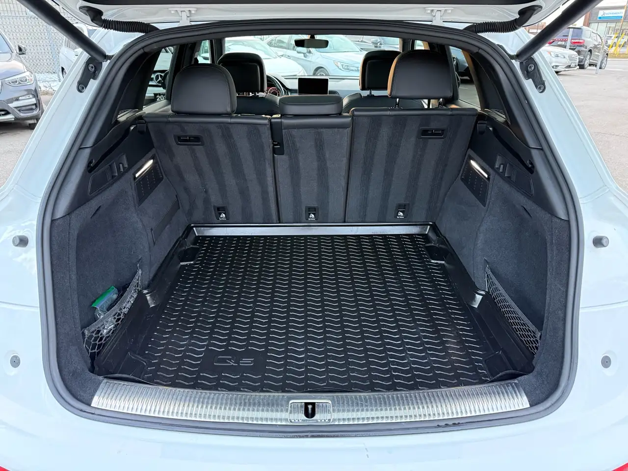 Audi Q5 снимка Audi Q5