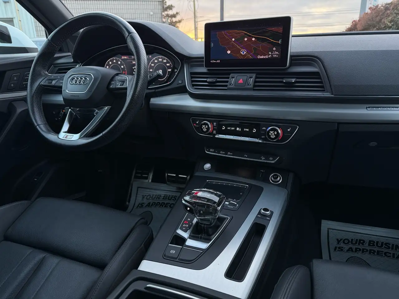 Audi Q5 снимка Audi Q5