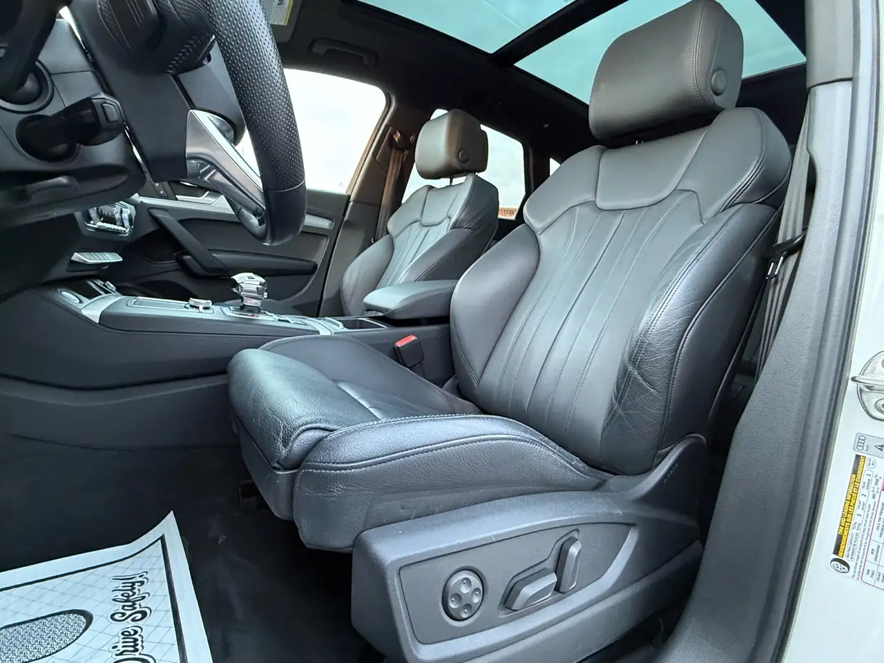 Audi Q5 снимка Audi Q5
