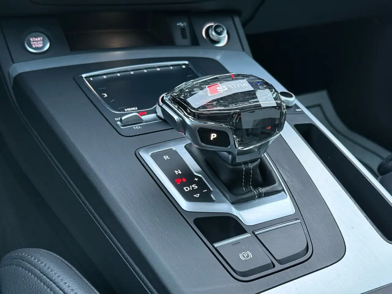 Audi Q5 снимка Audi Q5